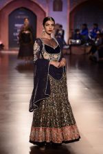 Model walk for Reynu Tandon Show at India Couture Week 2015 on 1st Aug 2015